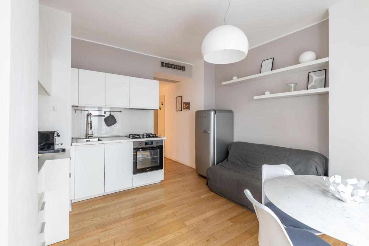 Easylife - Sofisticato Monolocale Con Terrazzino Nel Cuore Di Porta Venezia Mailand Exterior foto